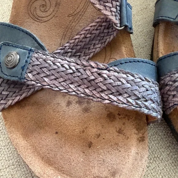 Taos Trulie Strappy Leather Comfort Sandals Blue 8-8.5 EU 39 - Picture 2 of 7